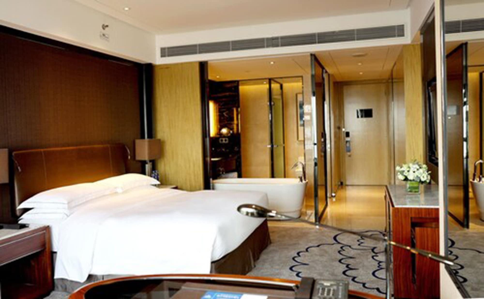 Hilton Zhongshan Downtown Kültér fotó